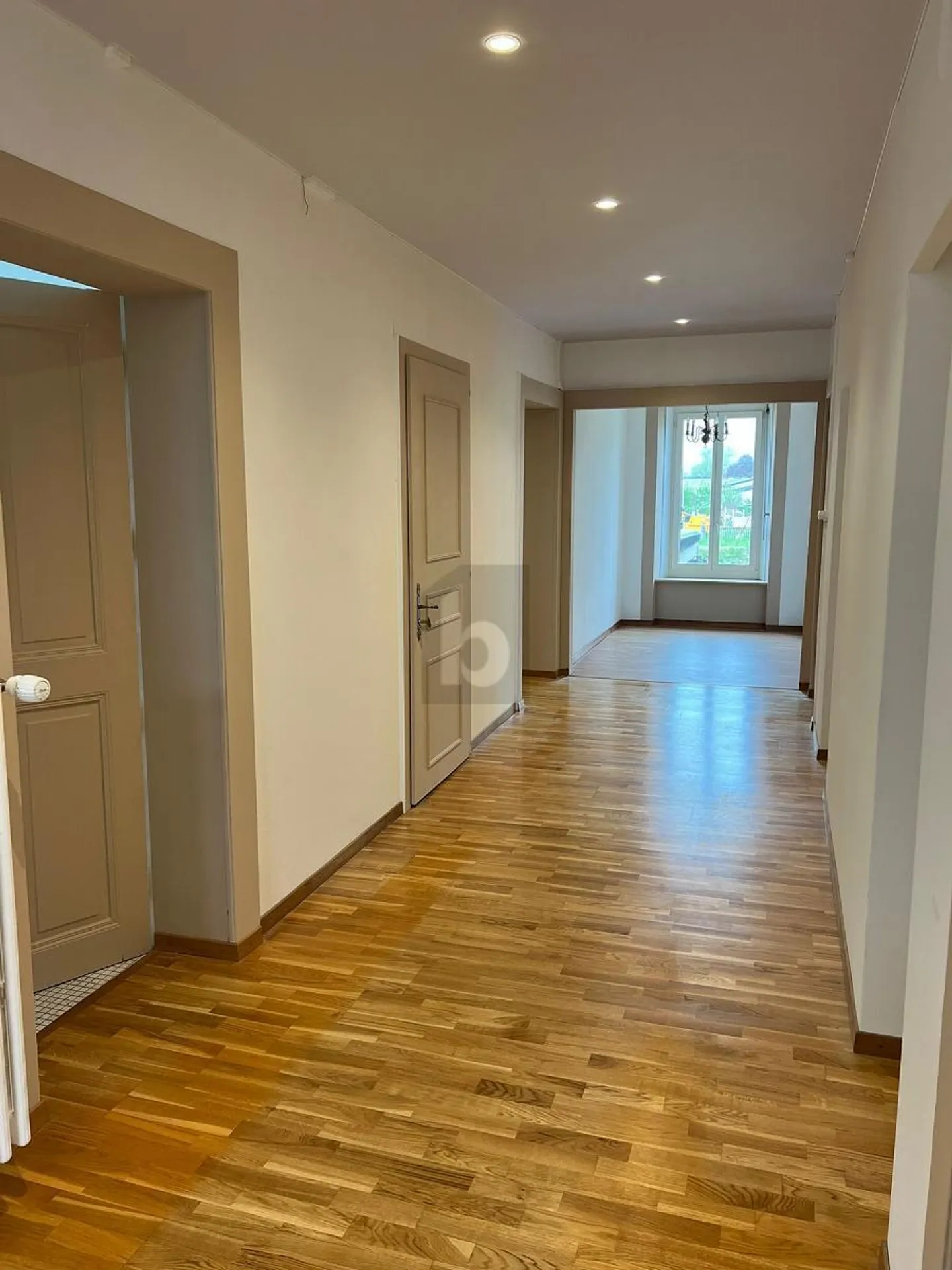 Charmant und Ruhig - Foto 2 von 6