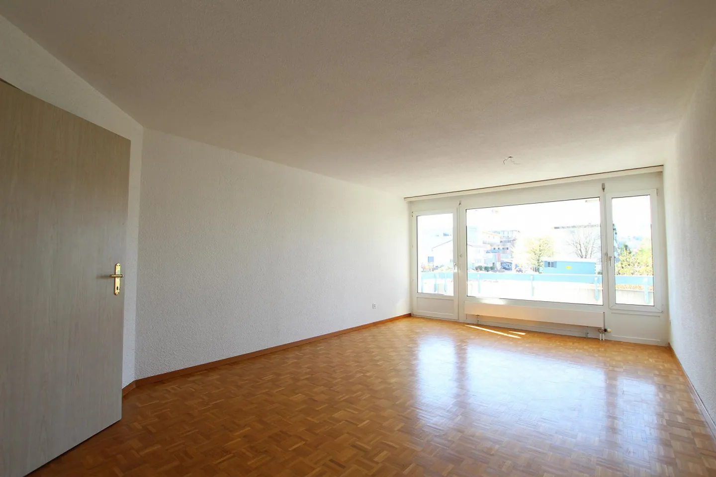 Affordable living with a beautiful view - Photo 3 of 9