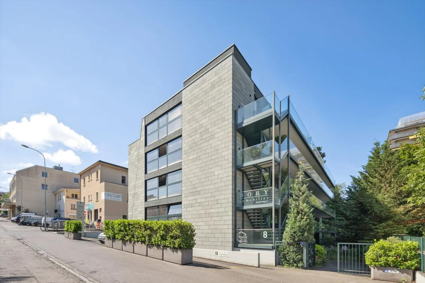 IN AFFITTO | EAUX-VIVES - Foto 1 di 10