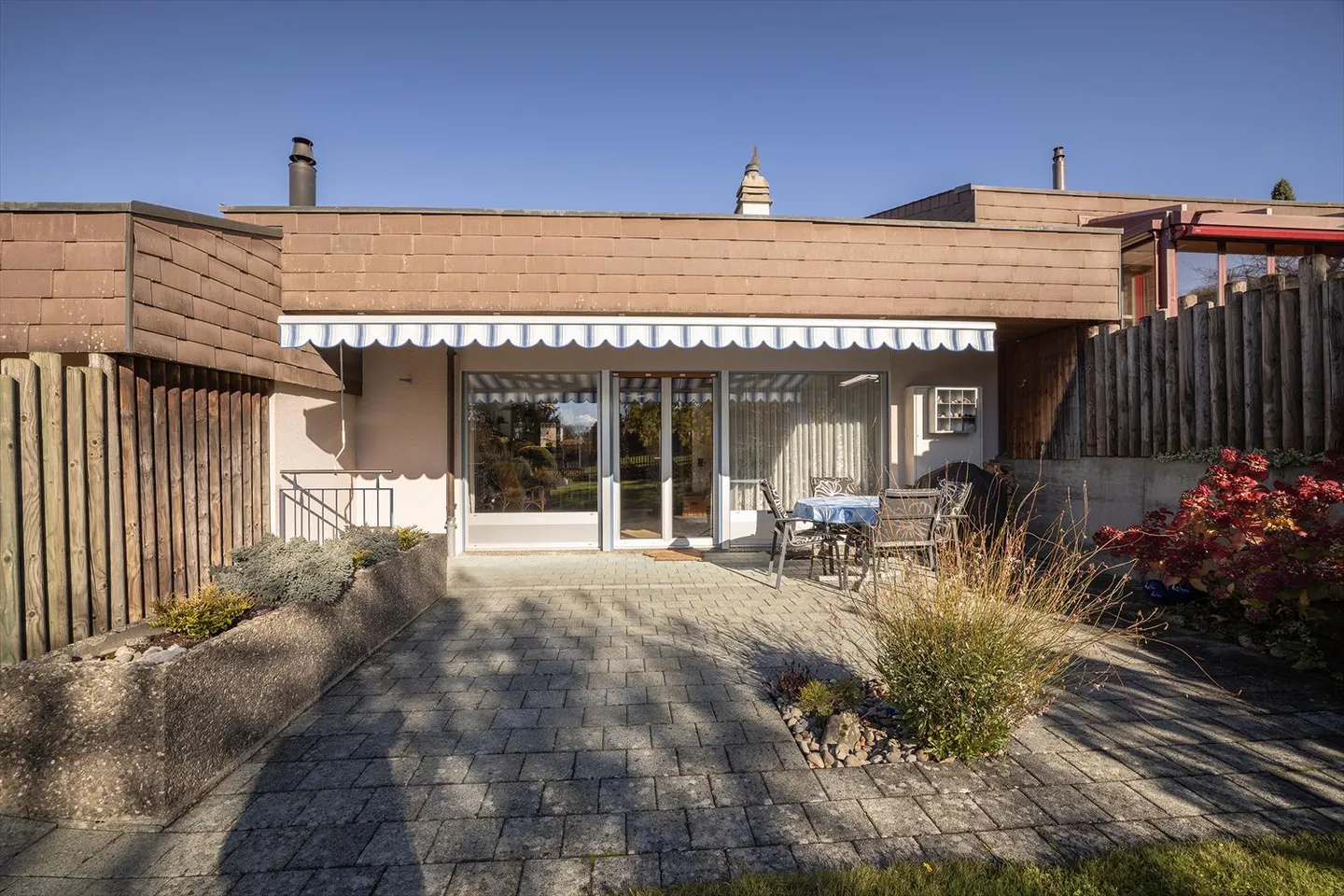 Maison contiguë 5.5 pièces - Photo 2 sur 13