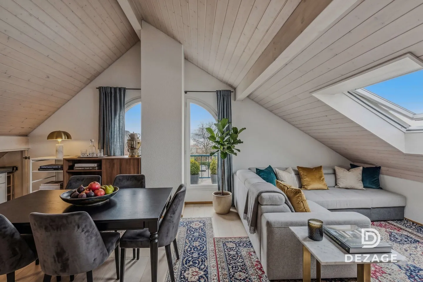 Villa avec vue lac, entièrement rénovée - Photo 4 sur 11