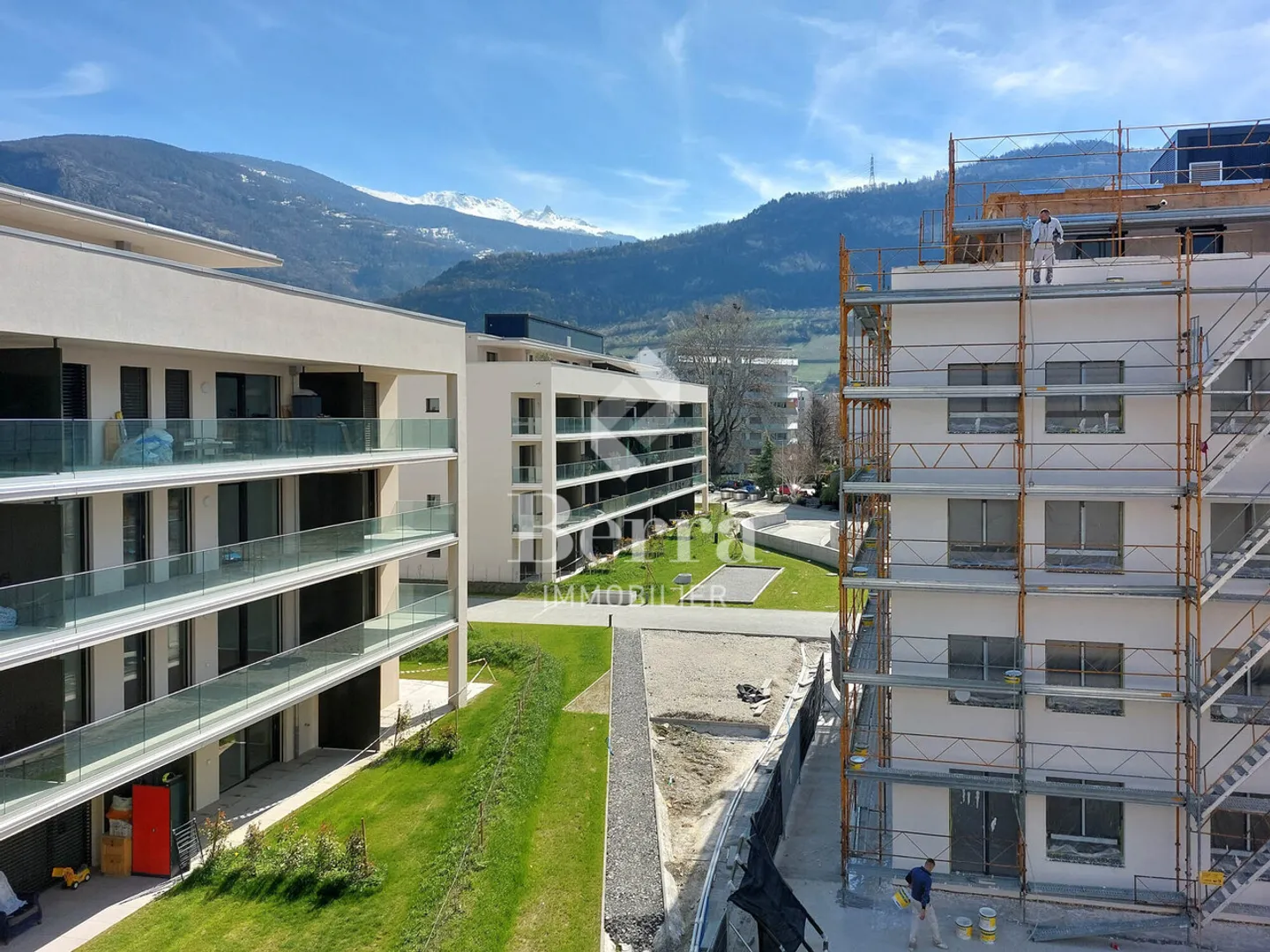 3.5 Room Apartment - Photo 1 of 13