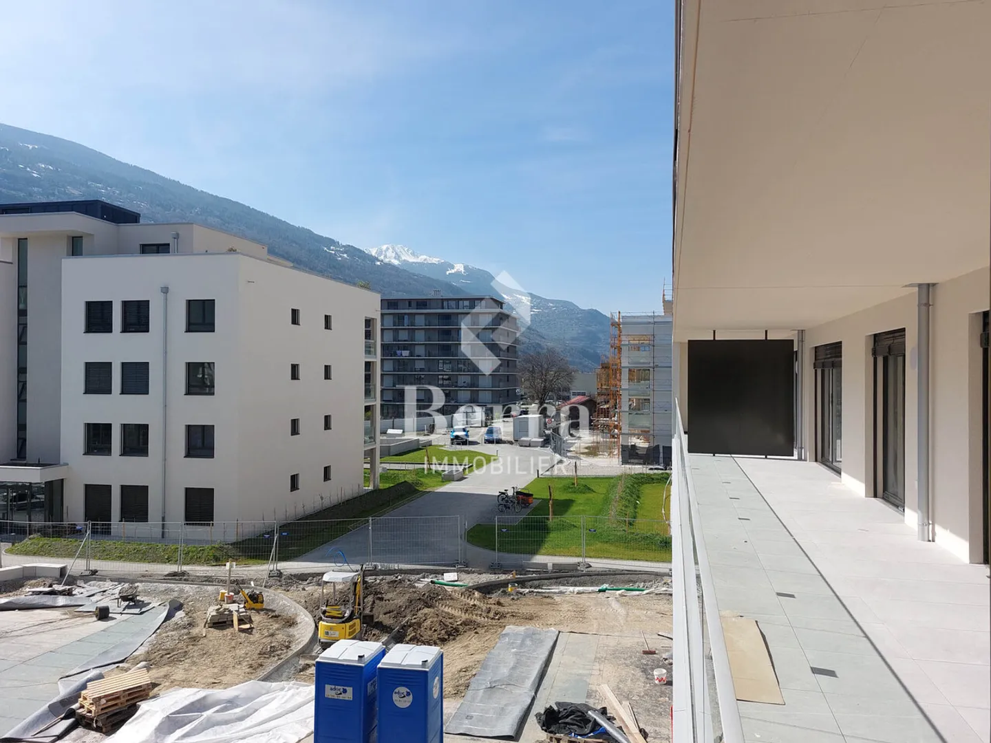 3.5 Room Apartment - Photo 5 of 13