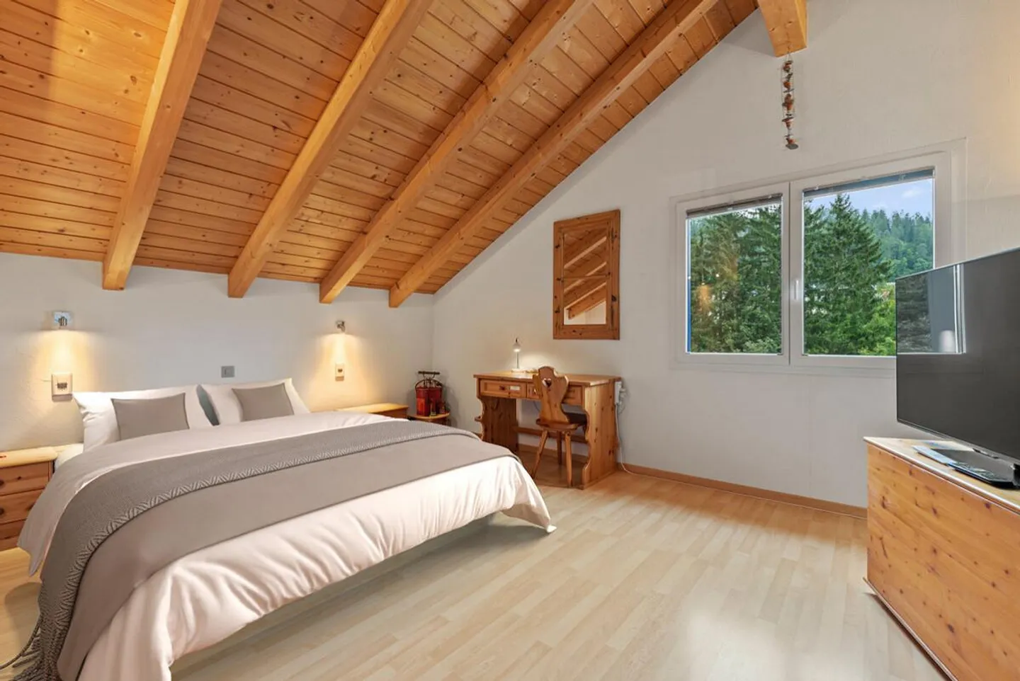 Multigenerational House with a View in Thusis - Photo 5 of 6