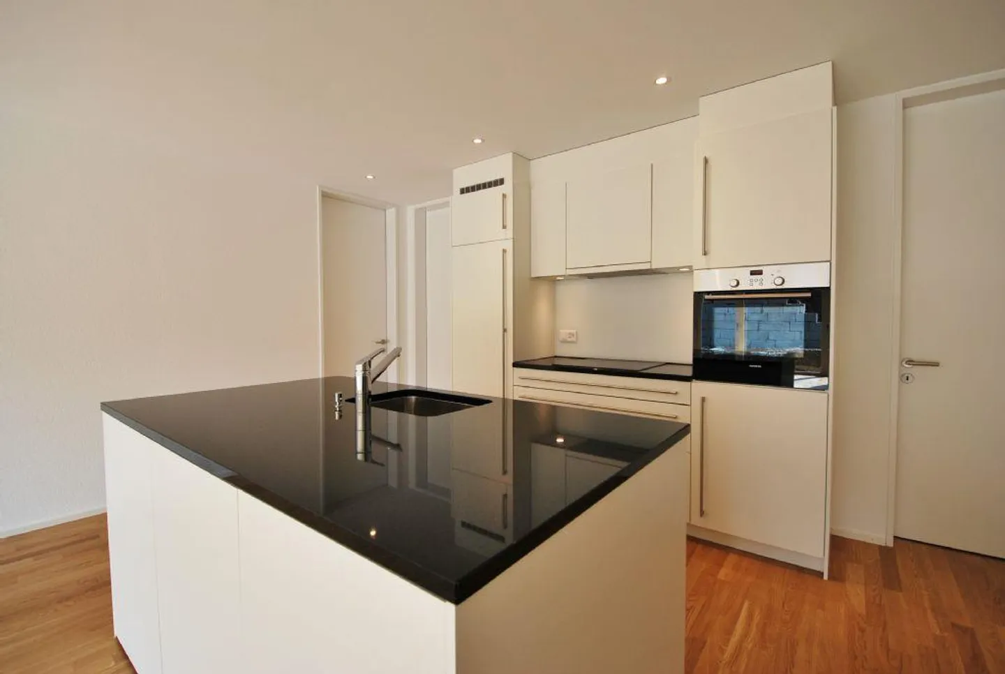 LUMINEUX ET SPACIEUX | EMPLACEMENT CALME | ATTRACTIF - Photo 5 sur 9