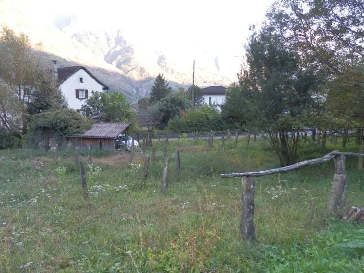 Terreno edificabile, pianeggiante R2 - Foto 3 di 4