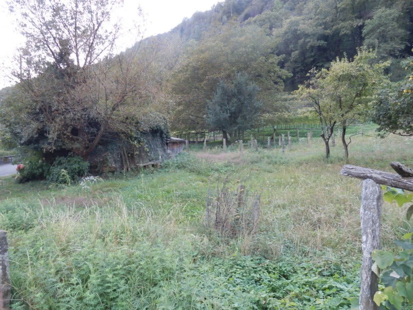 Terreno edificabile, pianeggiante R2 - Foto 4 di 4