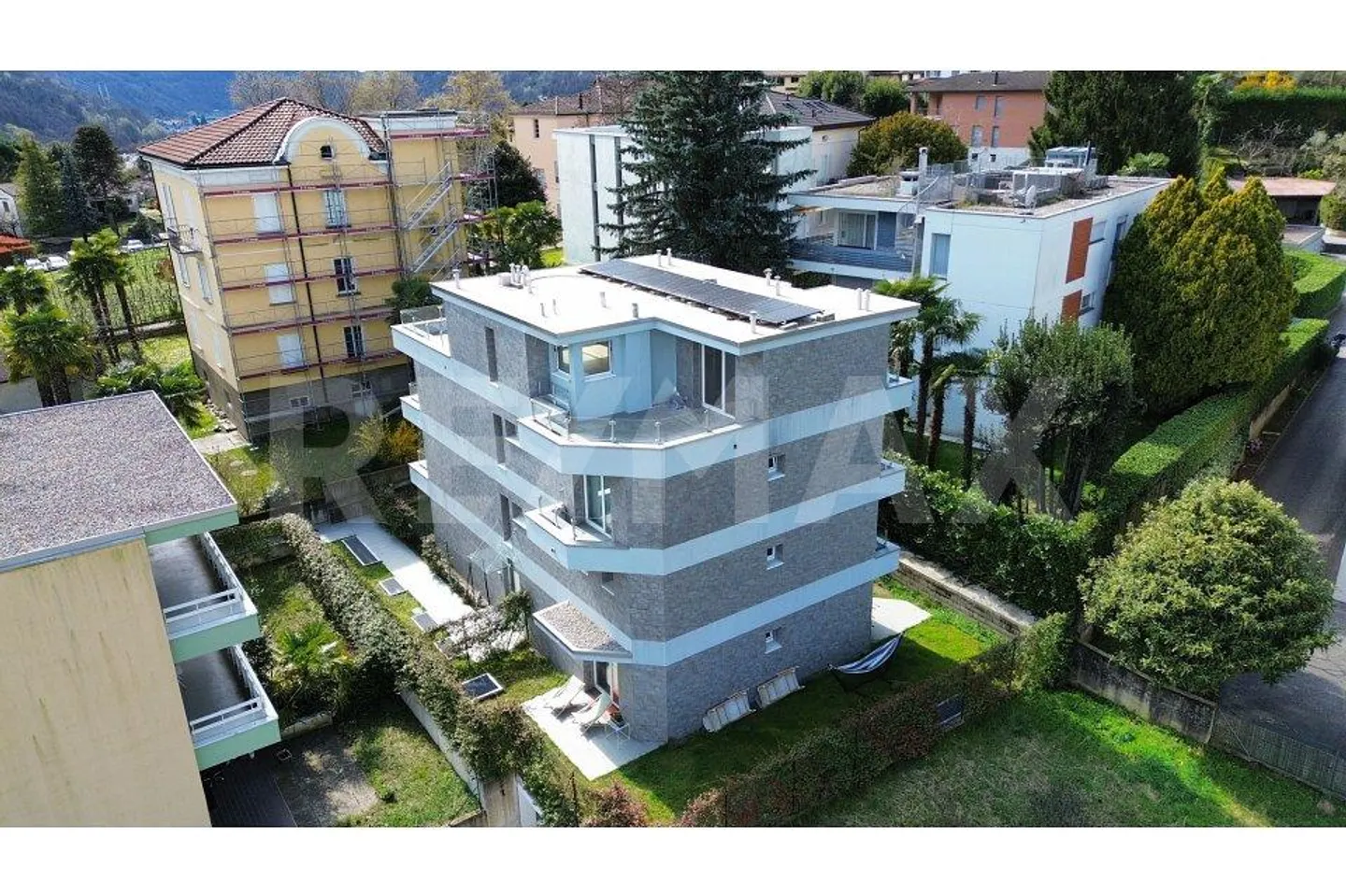 Appartement Duplex Élégant à Montalbano - Photo 12 sur 13