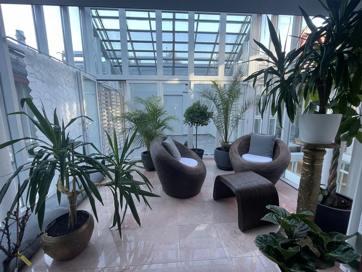 Appartamento condiviso con molto spazio - Foto 3 di 10