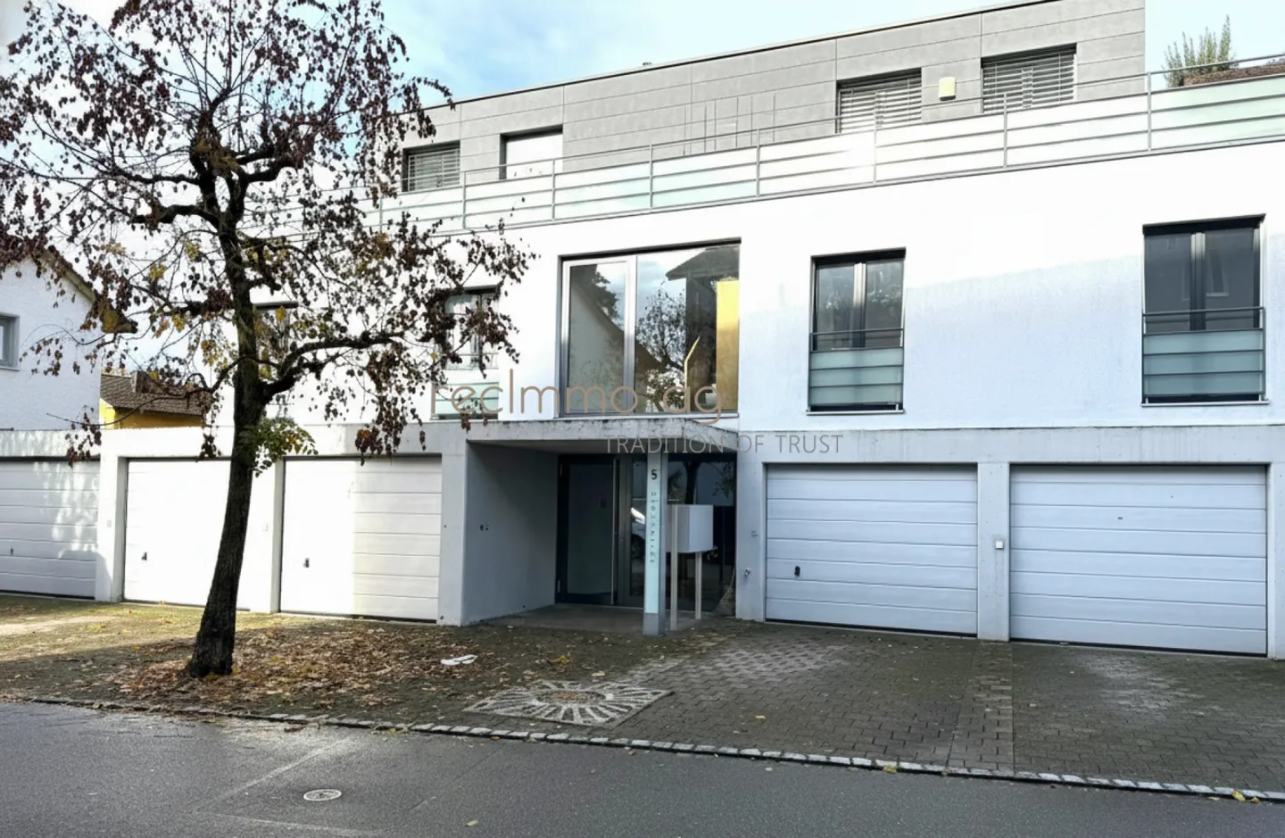 Appartement spacieux de 5,5 pièces avec loggia dans un emplacement central à Wettingen - Photo 2 sur 6