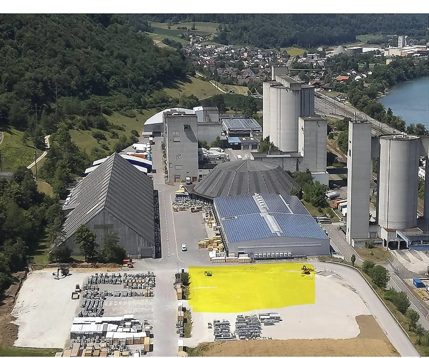 Terreno industriale e commerciale - Foto 1 di 2