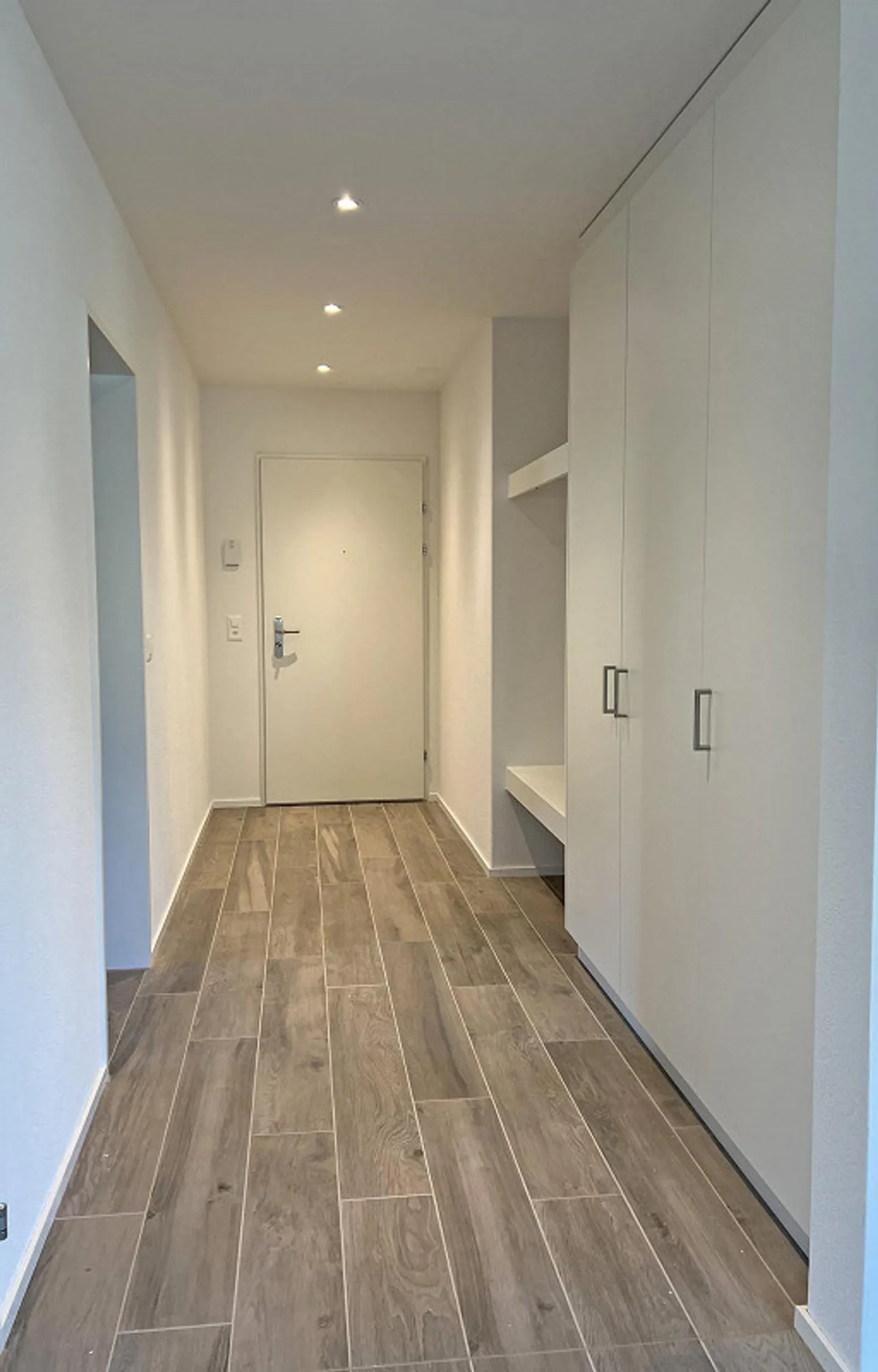 Appartamento duplex moderno e spazioso in affitto a Schöfflisdorf - Foto 3 di 9