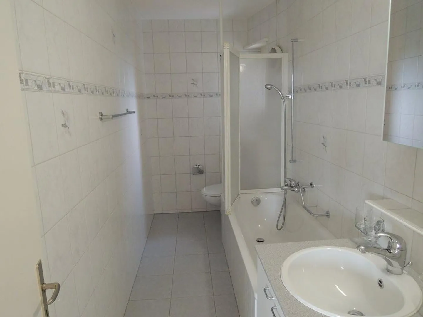 Commencez votre propre bonheur dans un foyer - Photo 5 sur 6