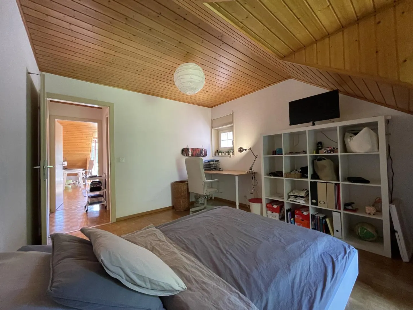 Magnificent Duplex with 4.5 Rooms and View in Gland - Photo 11 of 12