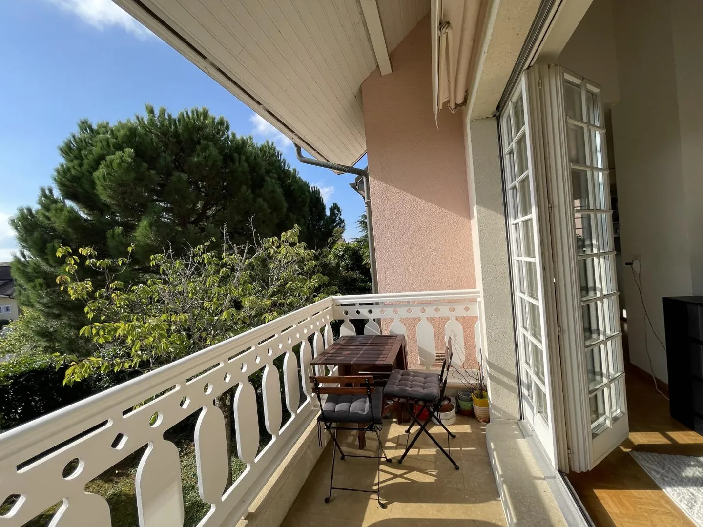 Magnificent Duplex with 4.5 Rooms and View in Gland - Photo 6 of 12