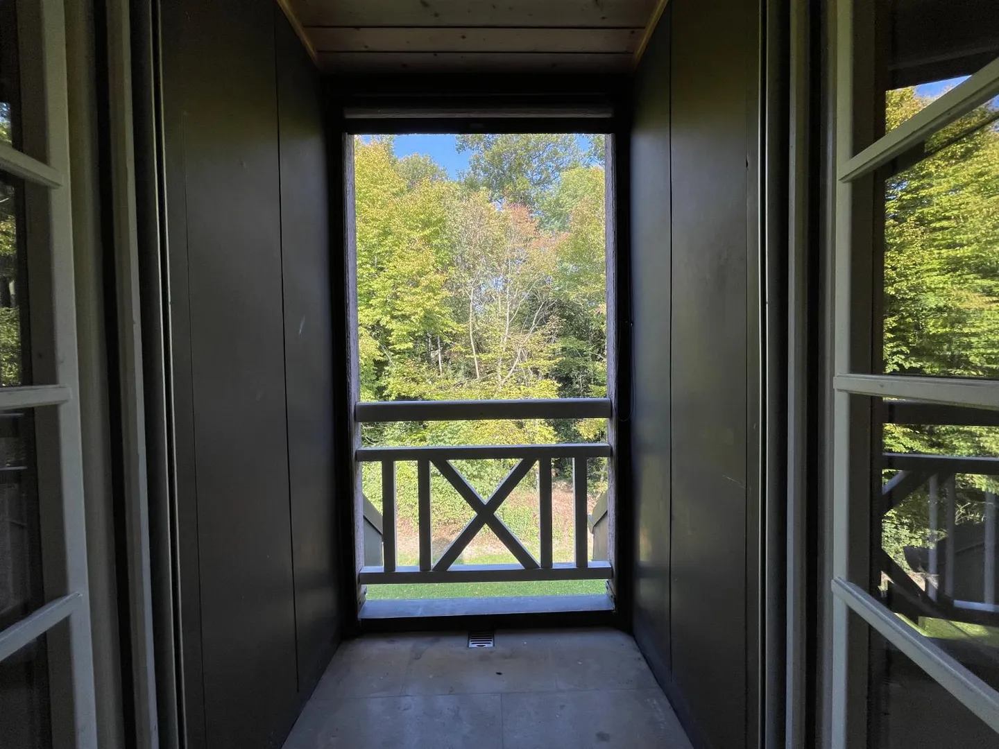 Magnificent Duplex with 4.5 Rooms and View in Gland - Photo 9 of 12