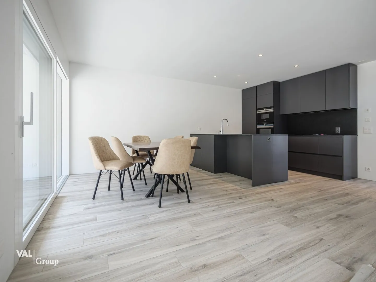 Ultima magnifica casa d'angolo, 100% indipendente e "All inclusive" - Foto 2 di 12