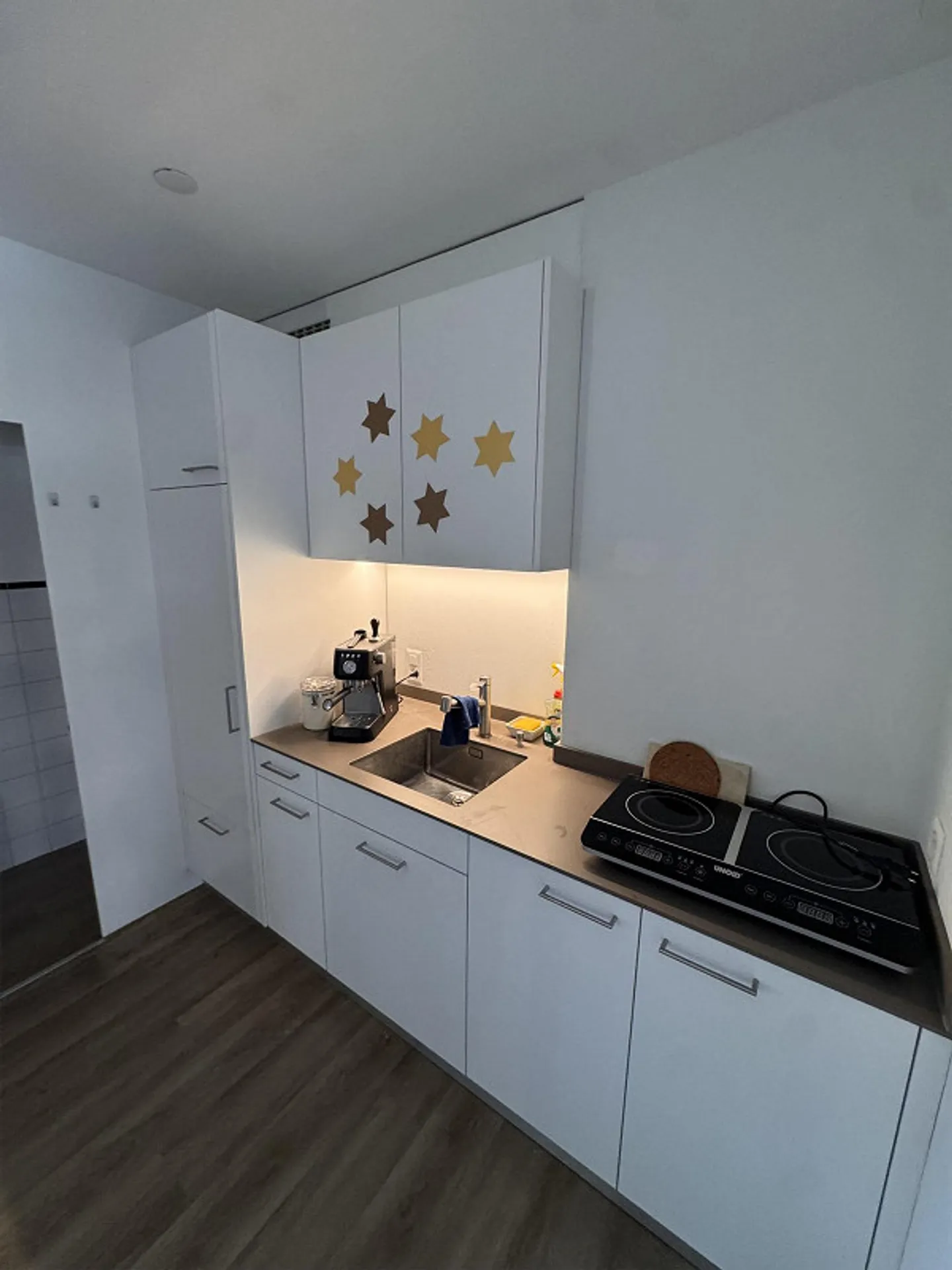 Bright Office Space for Rent - Photo 5 of 7