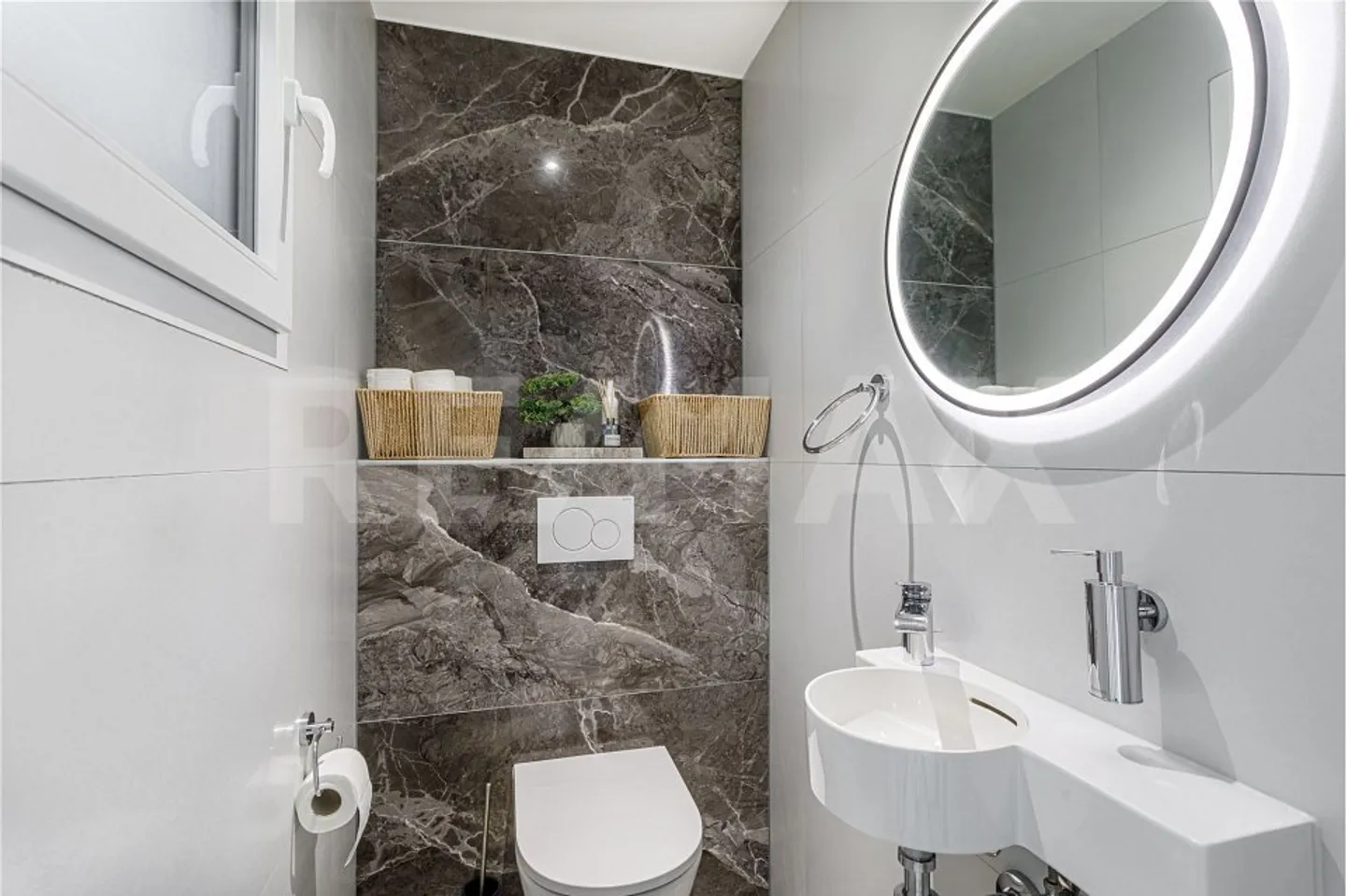 Perfect for your small family! Beautiful townhouse with 4.5 rooms, MINERGIE and low costs - Photo 4 of 11