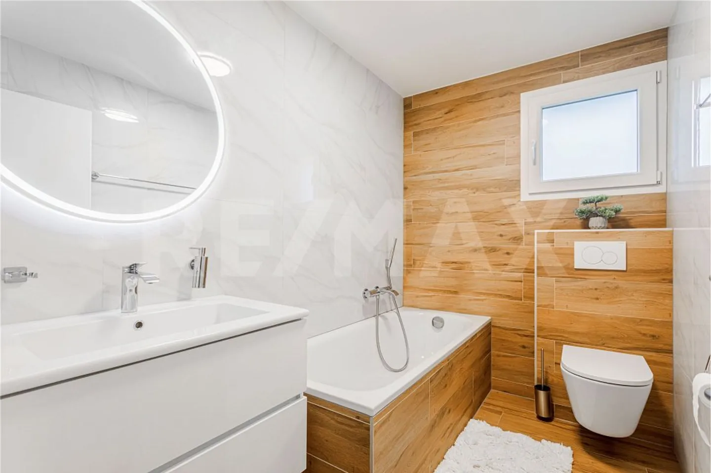 Perfect for your small family! Beautiful townhouse with 4.5 rooms, MINERGIE and low costs - Photo 7 of 11