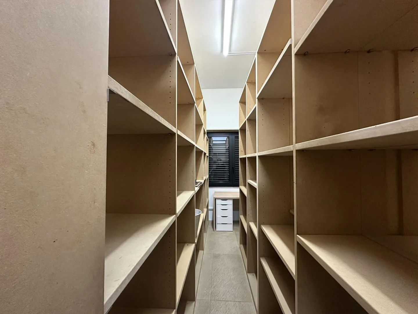 Rental property with display in downtown Lugano - Photo 5 of 9