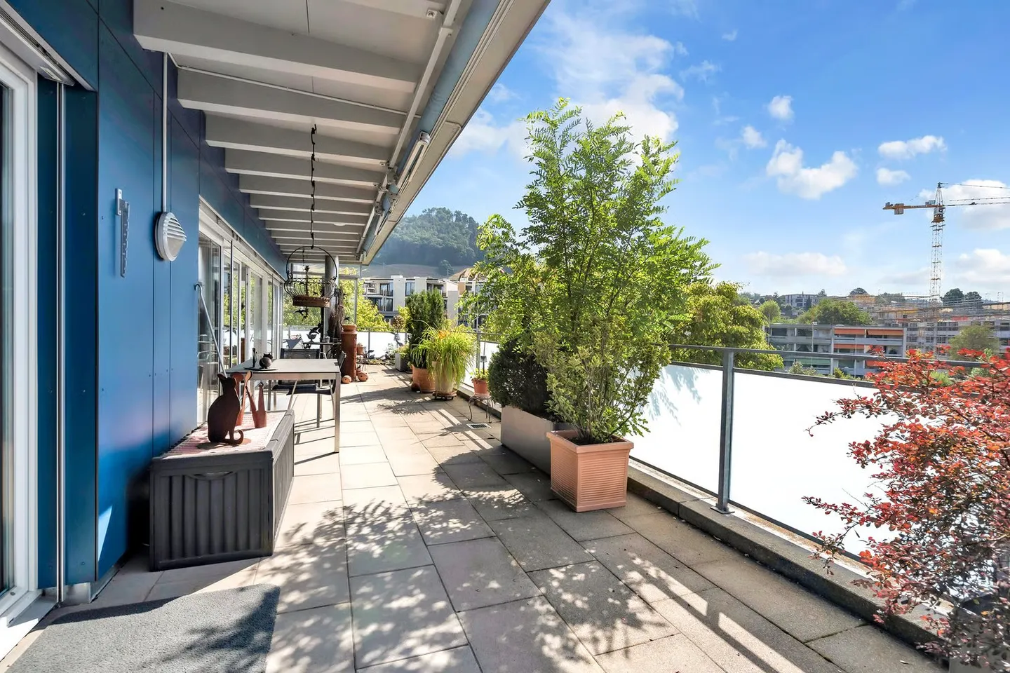 Modern Penthouse Living in the Center of Bolligen - Photo 6 of 27