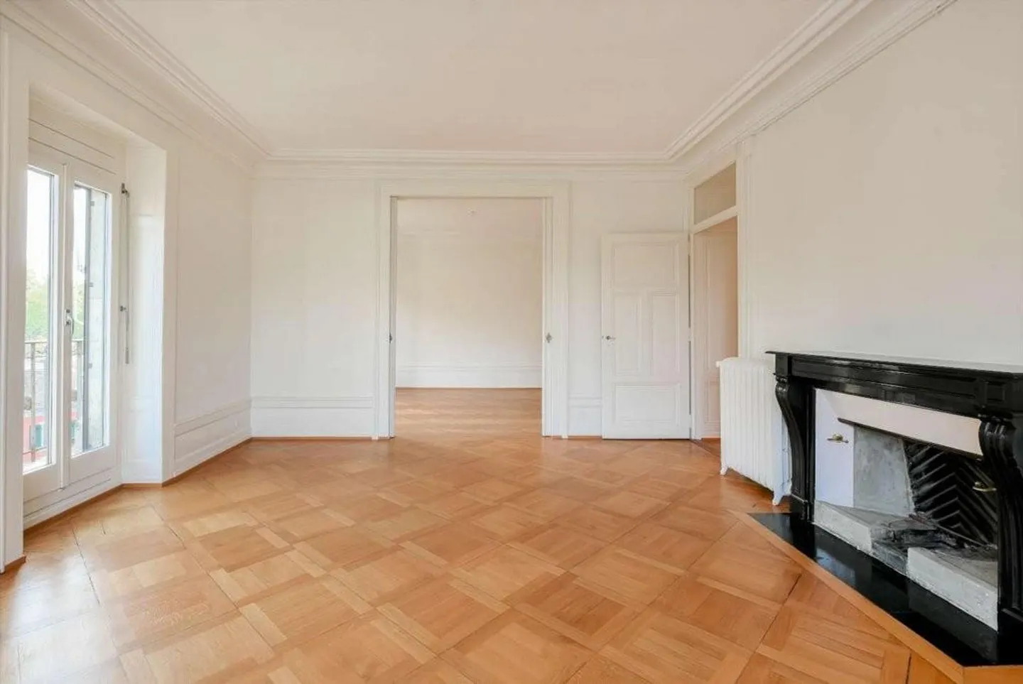 Exceptional apartment in the Russian Church district - Photo 3 of 10