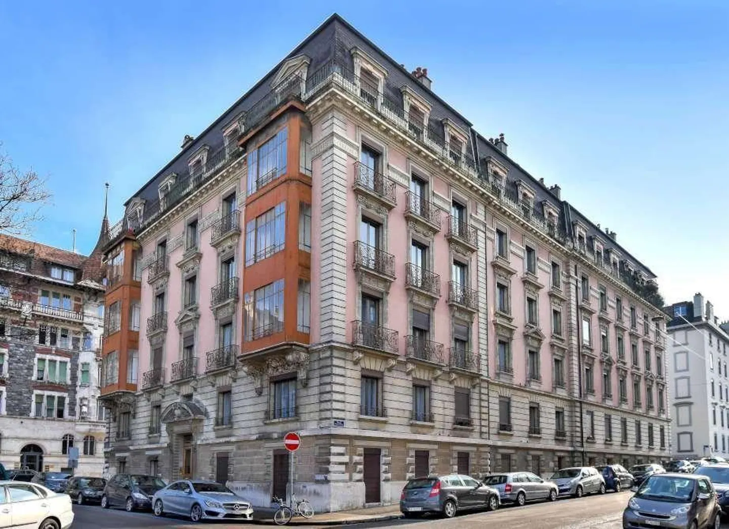 Exceptional apartment in the Russian Church district - Photo 1 of 10