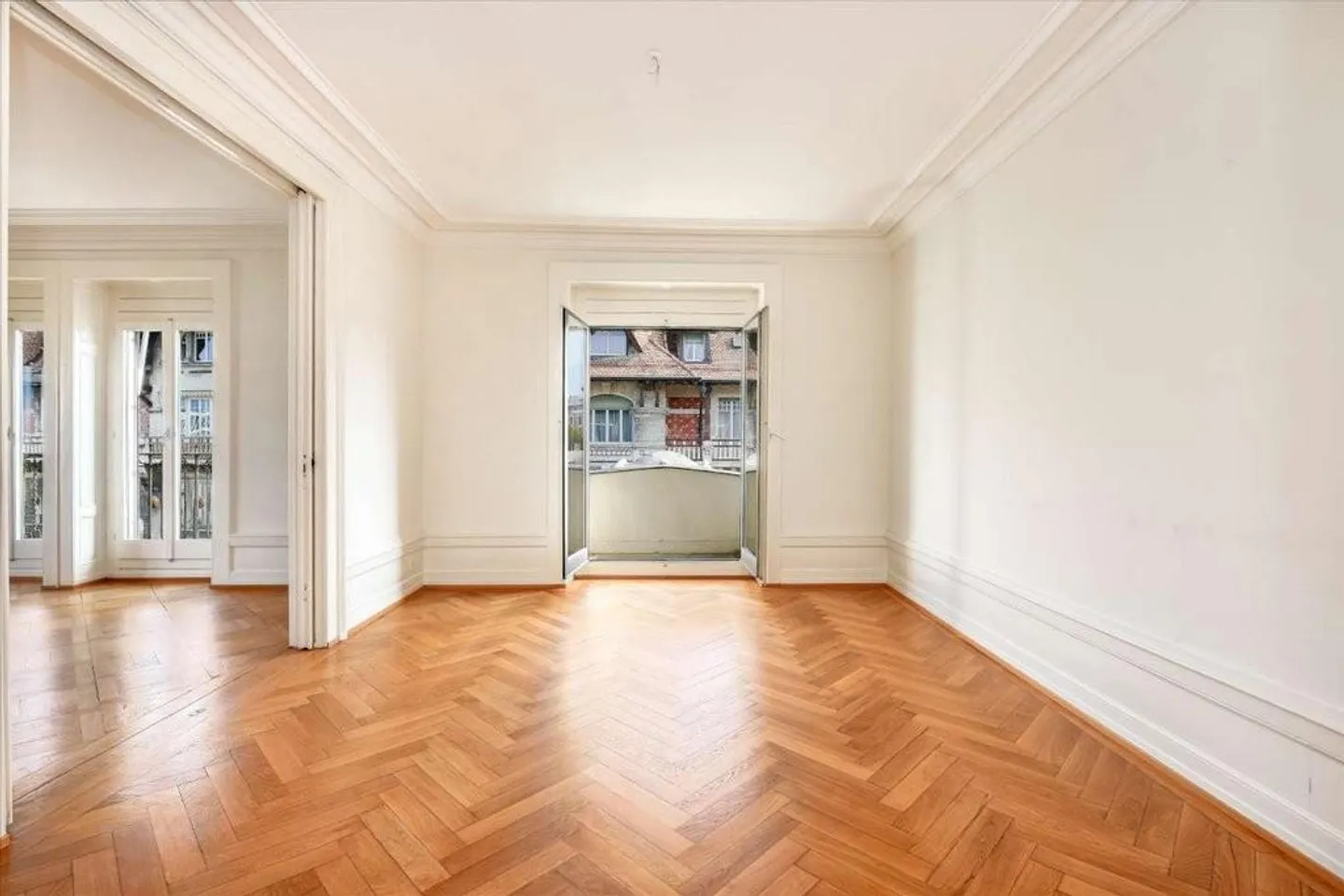 Exceptional apartment in the Russian Church district - Photo 4 of 10