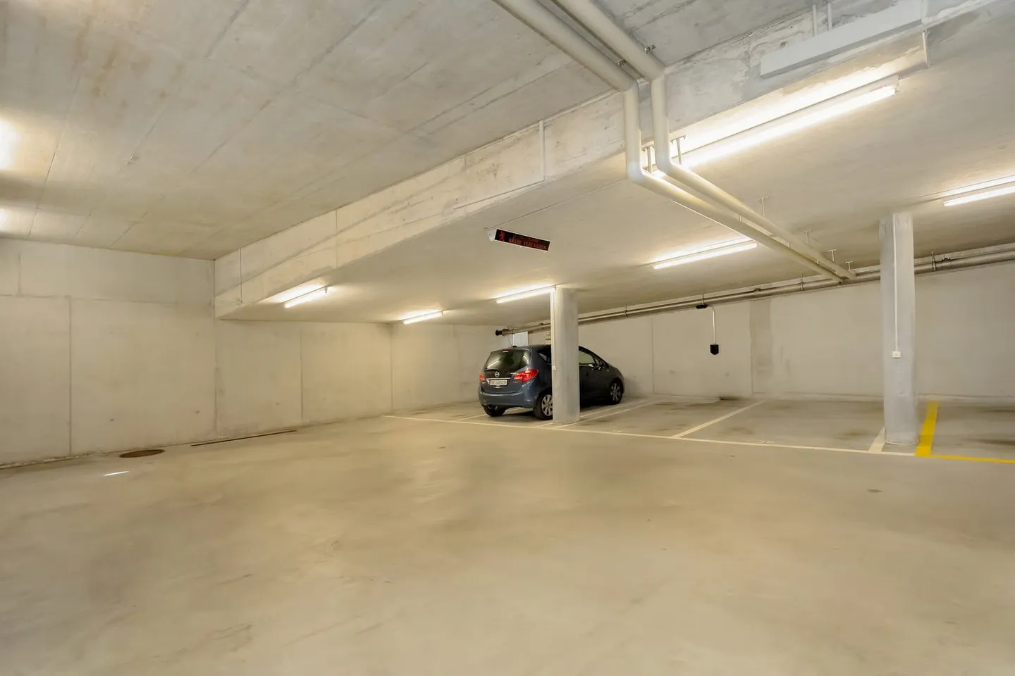 Modern Penthouse Living in the Center of Bolligen - Photo 22 of 27