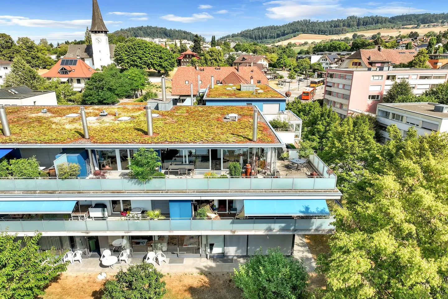 Modern Penthouse Living in the Center of Bolligen - Photo 25 of 27