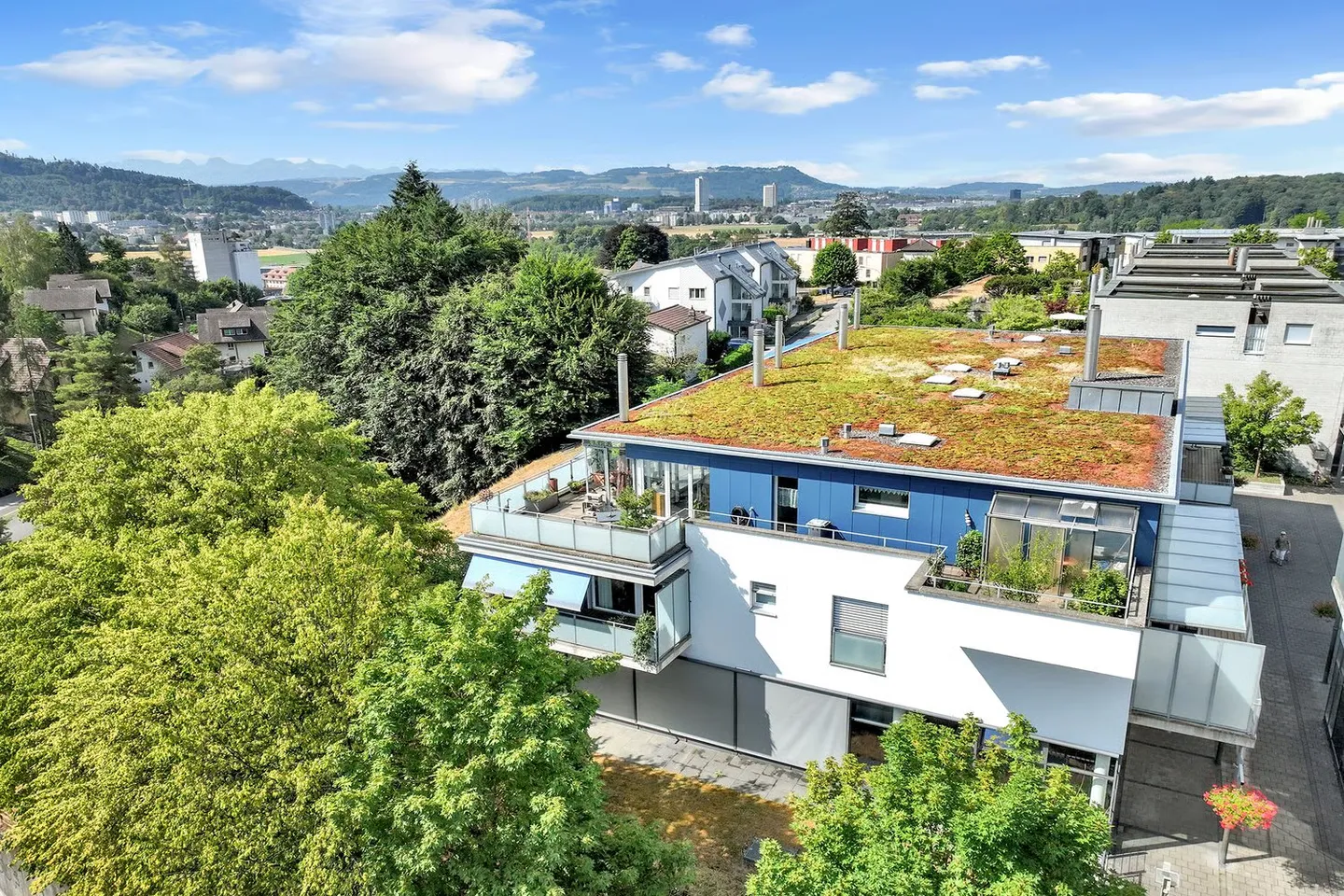 Modern Penthouse Living in the Center of Bolligen - Photo 26 of 27
