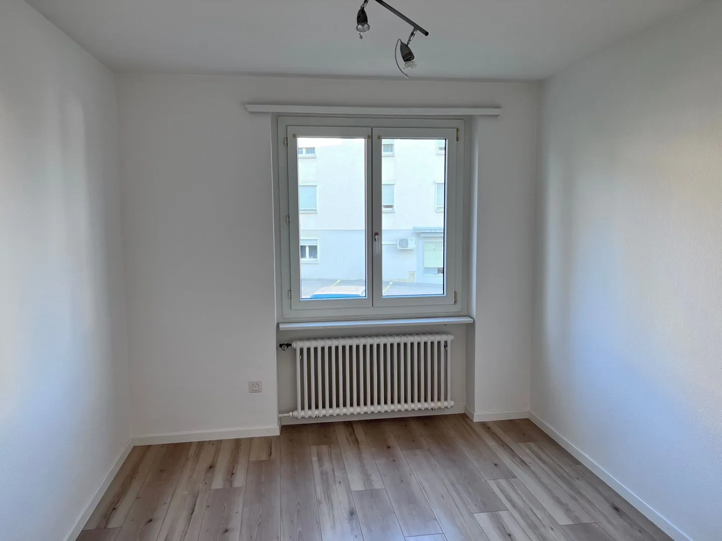 Appartamento 4 locali con terrazza - Foto 8 di 13