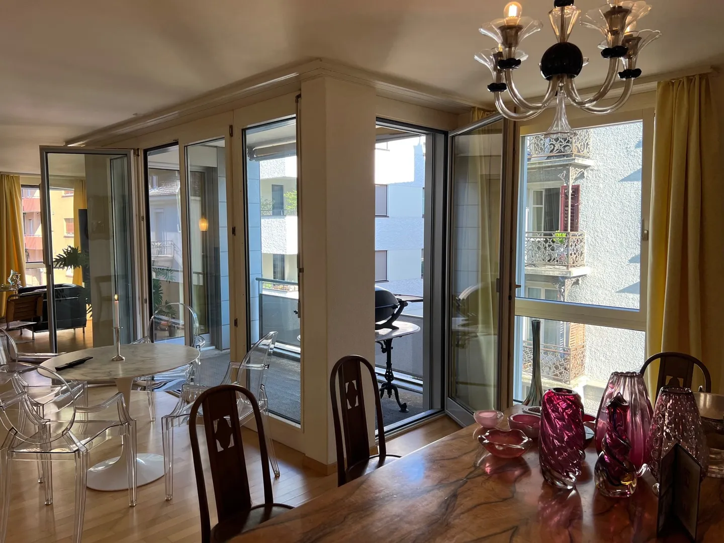 4½ ZI-WOHNUNG IN ZÜRICH - KREIS 8, MÖBLIERT, TEMPORÄR - Foto 2 von 10
