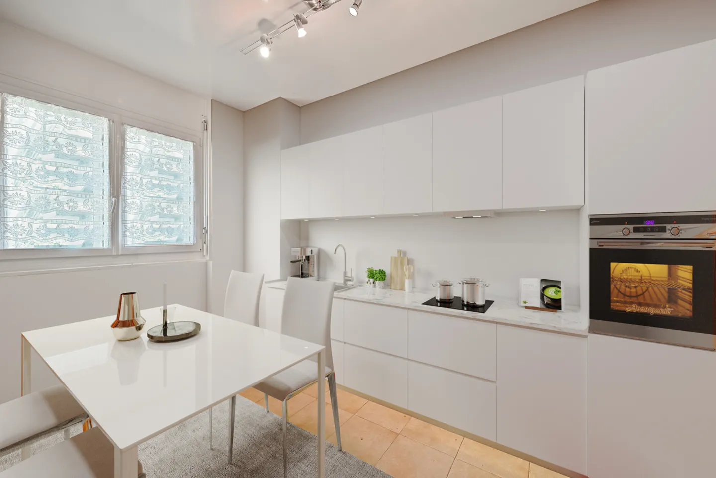 BLONAY - GERÄUMIGE UND HELL 5.5 ZIMMER - Foto 11 von 13