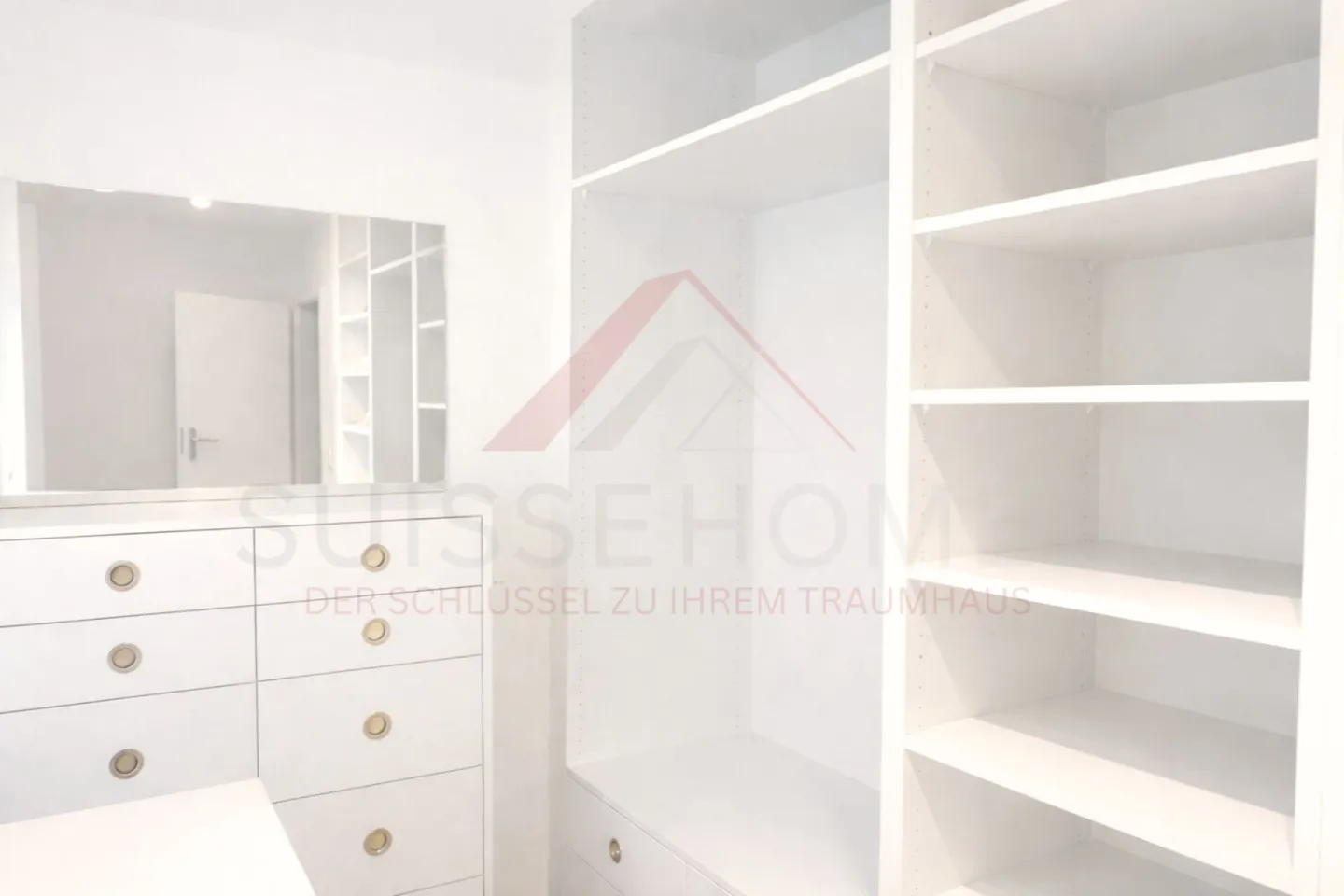 Modern Family Home with Garden - Photo 10 of 22