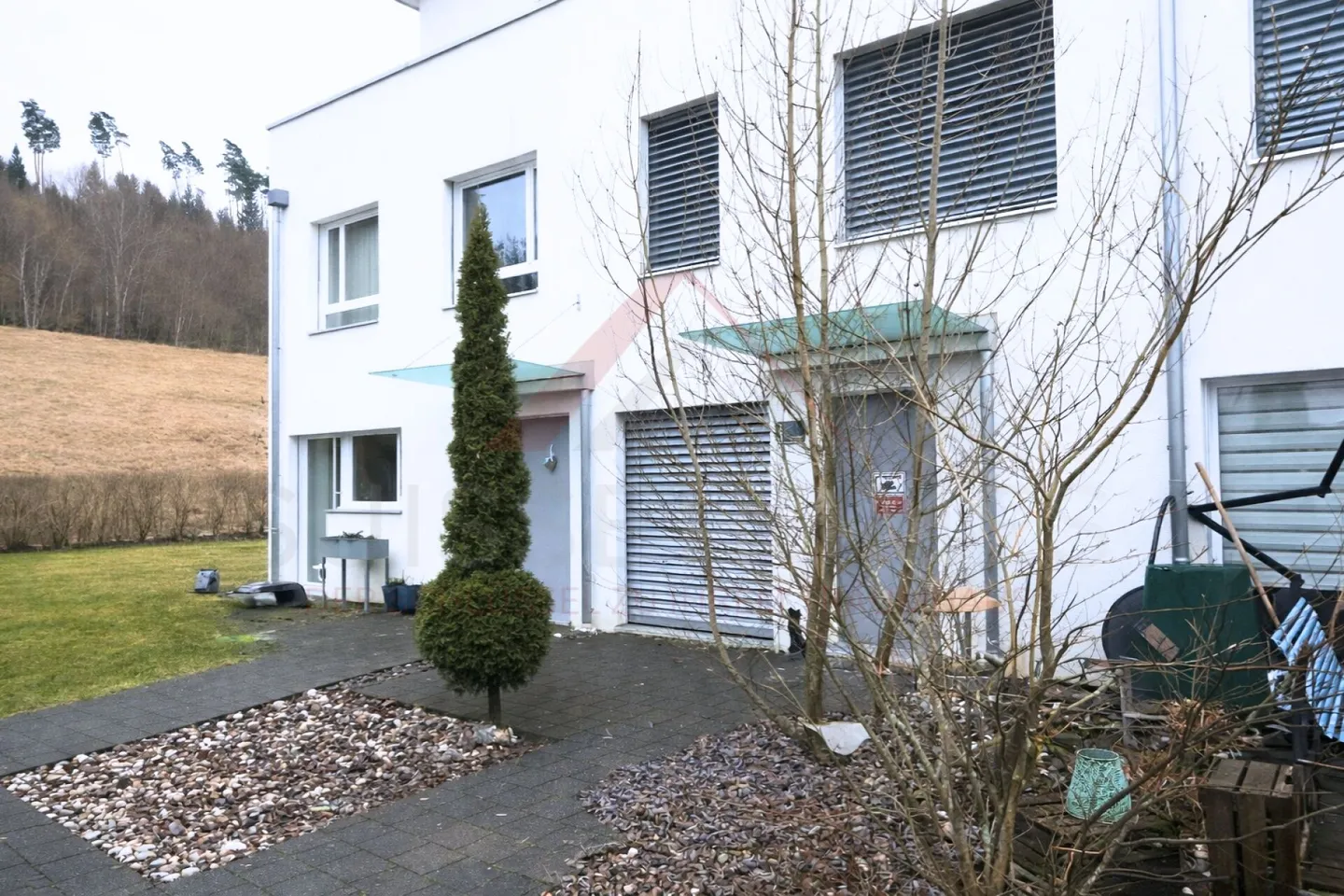 Modern Family Home with Garden - Photo 21 of 22