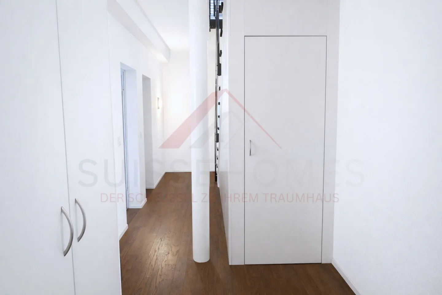 Modern Family Home with Garden - Photo 14 of 22