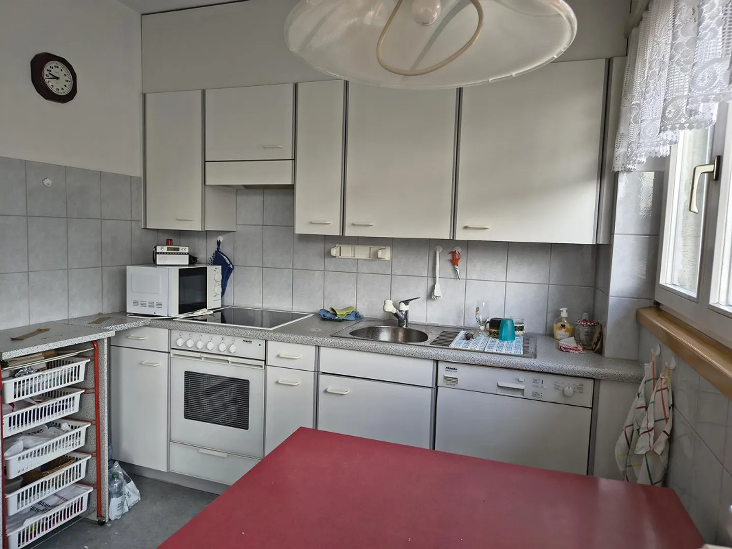 Incantevole appartamento di 4 stanze in un vecchio edificio all'ultimo piano - Foto 5 di 14