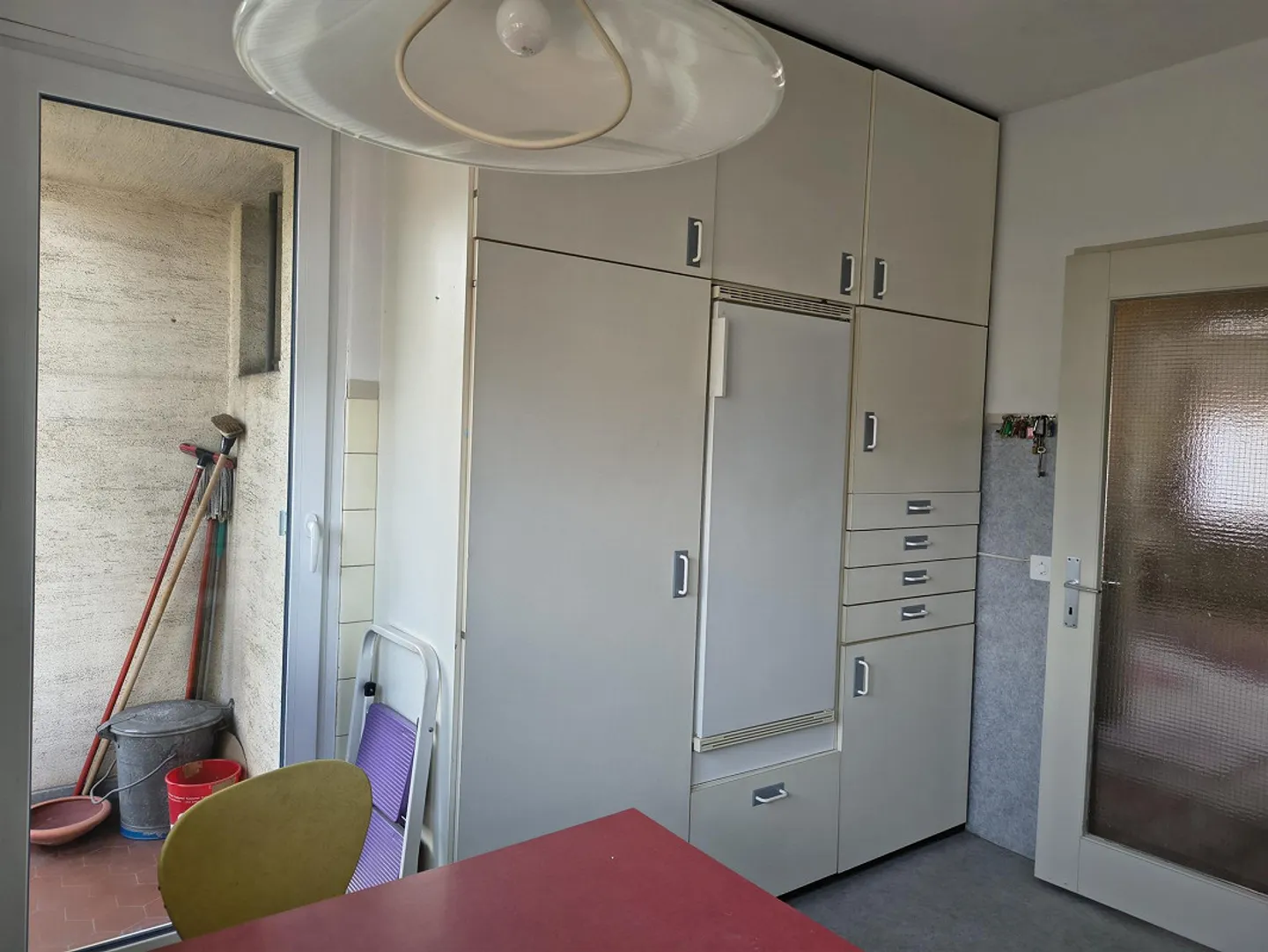 Incantevole appartamento di 4 stanze in un vecchio edificio all'ultimo piano - Foto 6 di 14