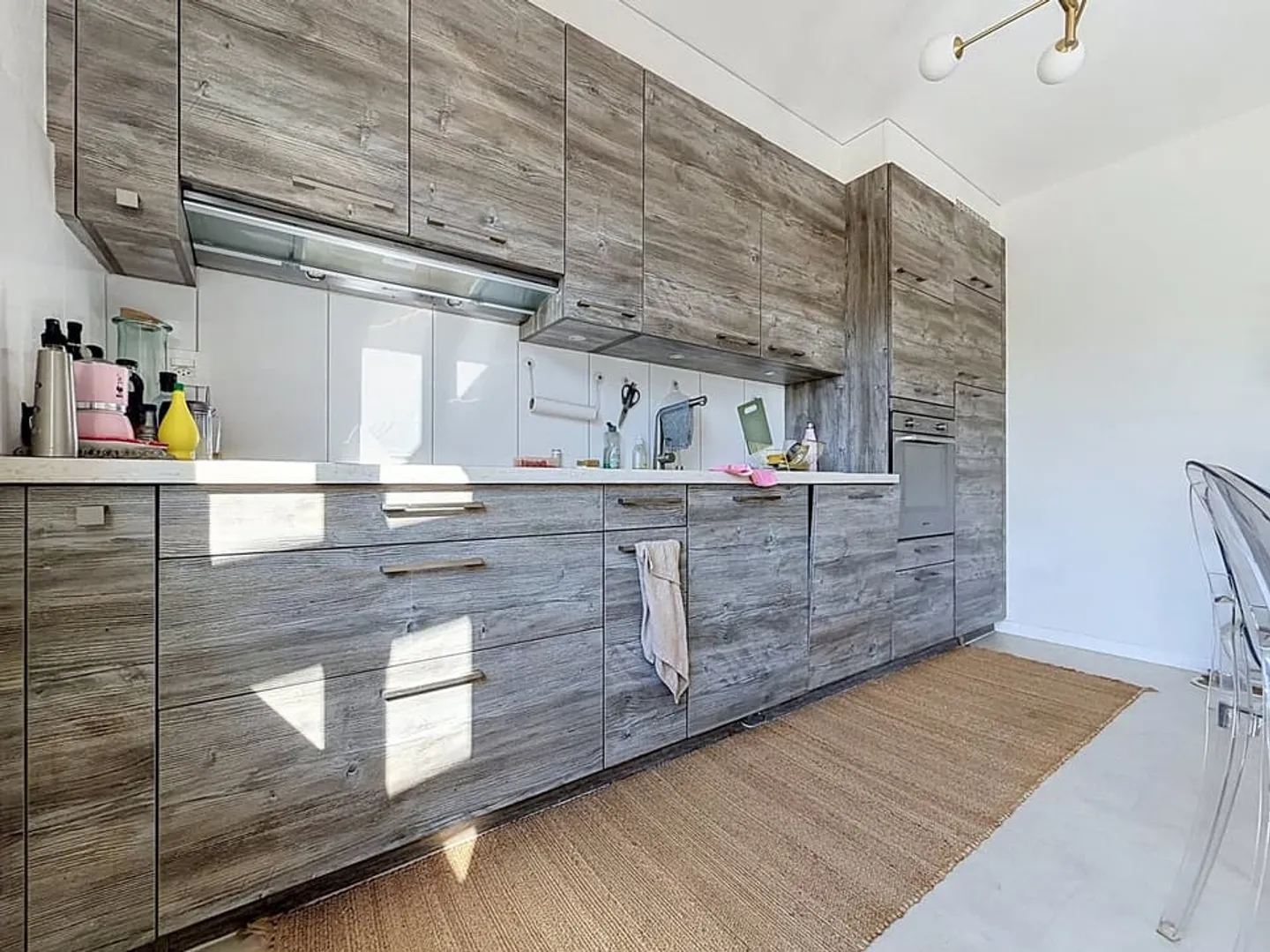 Maison coup de cour à Neuchâtel avec jardin intime et terrasse couverte - Foto 3 di 11