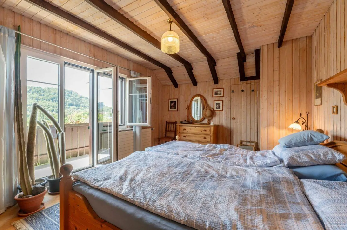 Charming 3.5-Room Single-Family House with Idyllic Garden - Photo 12 of 21