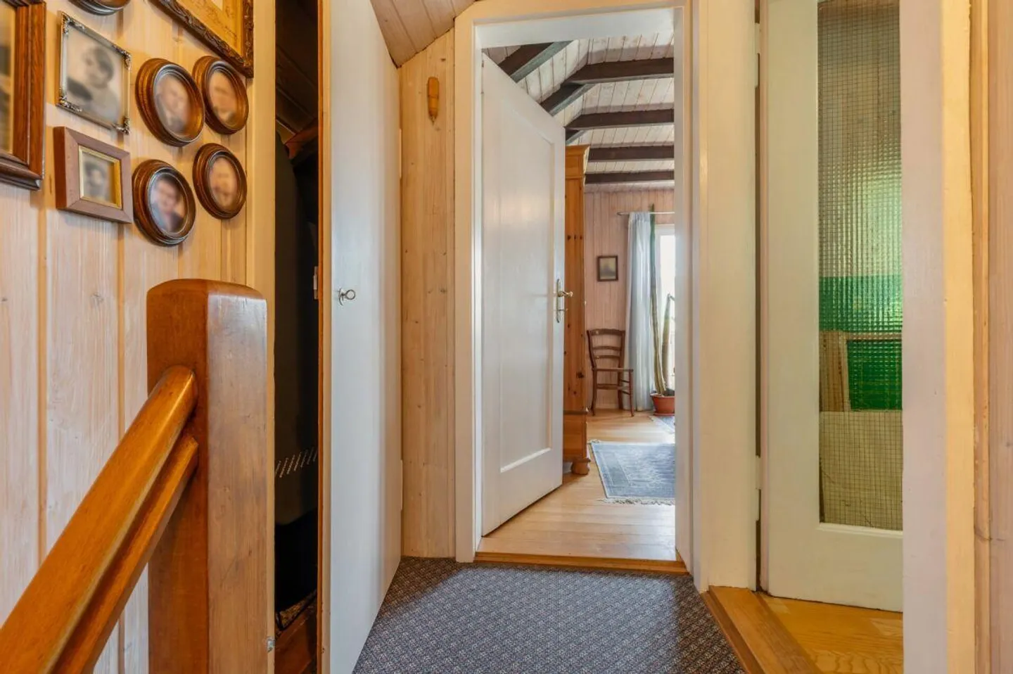Charming 3.5-Room Single-Family House with Idyllic Garden - Photo 10 of 21