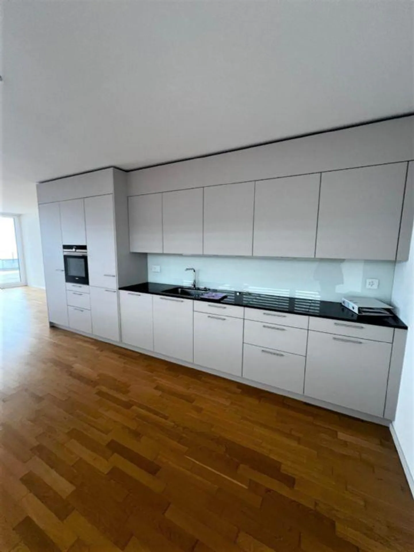 CALME I ENSOLEILLÉ I CENTRAL - Photo 4 sur 8