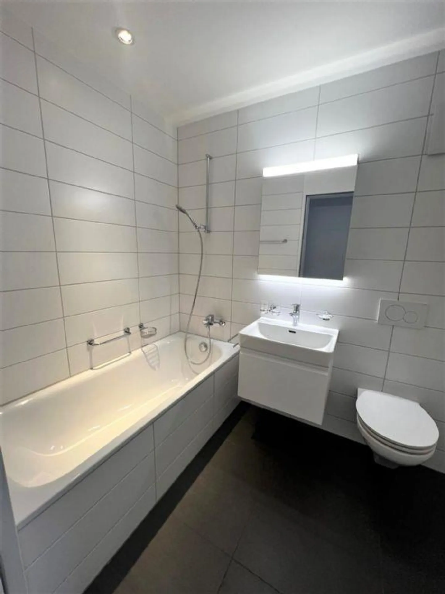 CALME I ENSOLEILLÉ I CENTRAL - Photo 7 sur 8