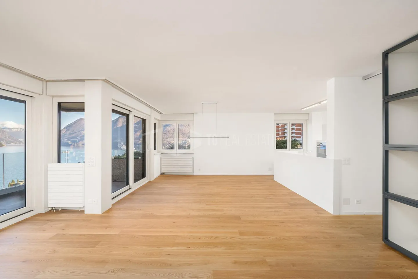 SUPERBE APPARTEMENT DE 4,5 PIÈCES AVEC VUE SUR LE LAC À PARADISO - Photo 11 sur 13