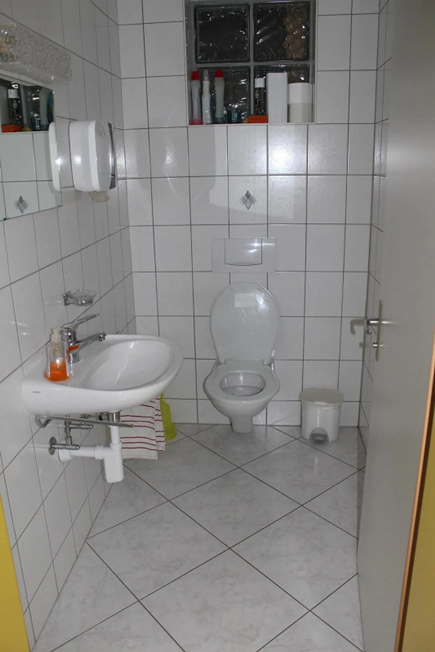 In affitto a 6440 Brunnen uffici e spazi di stoccaggio - Foto 3 di 21