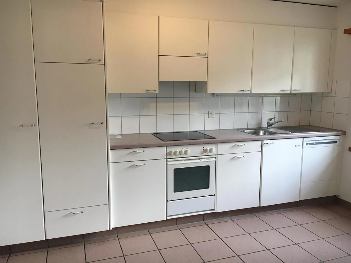 Appartamento affascinante con area salotto - Foto 3 di 12