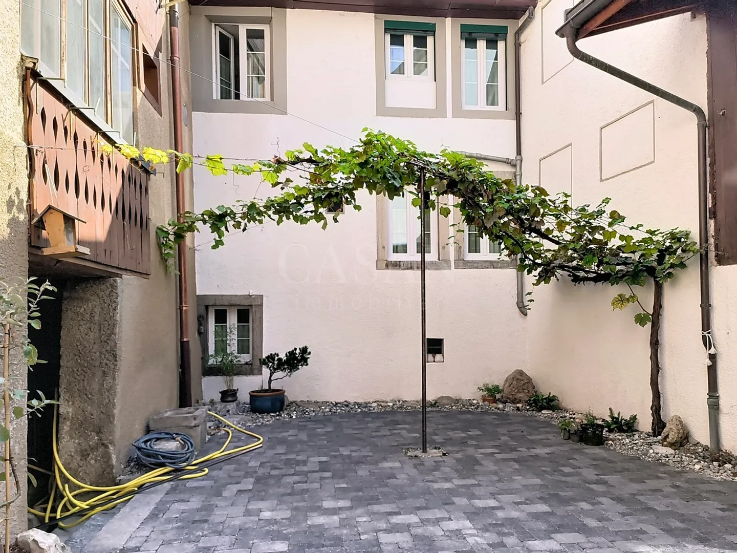Two and a half room apartment on the 1st or 2nd floor with veranda - Photo 9 of 9