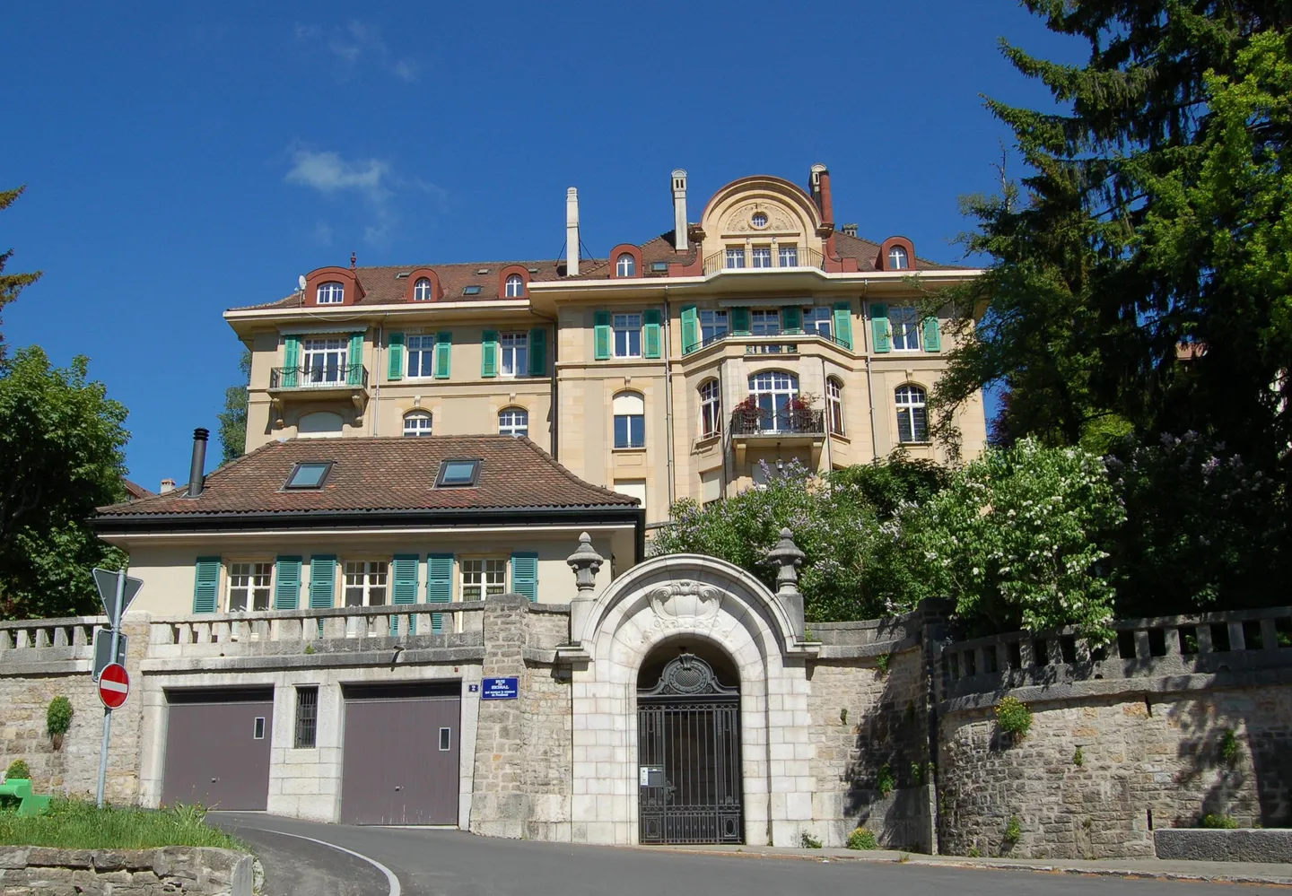 Condo à vendre, Rlle Montbrillant 13, 2300 La Chaux-de-Fonds, Suisse, à La Chaux-de-Fonds, Suisse - Photo 1 sur 9